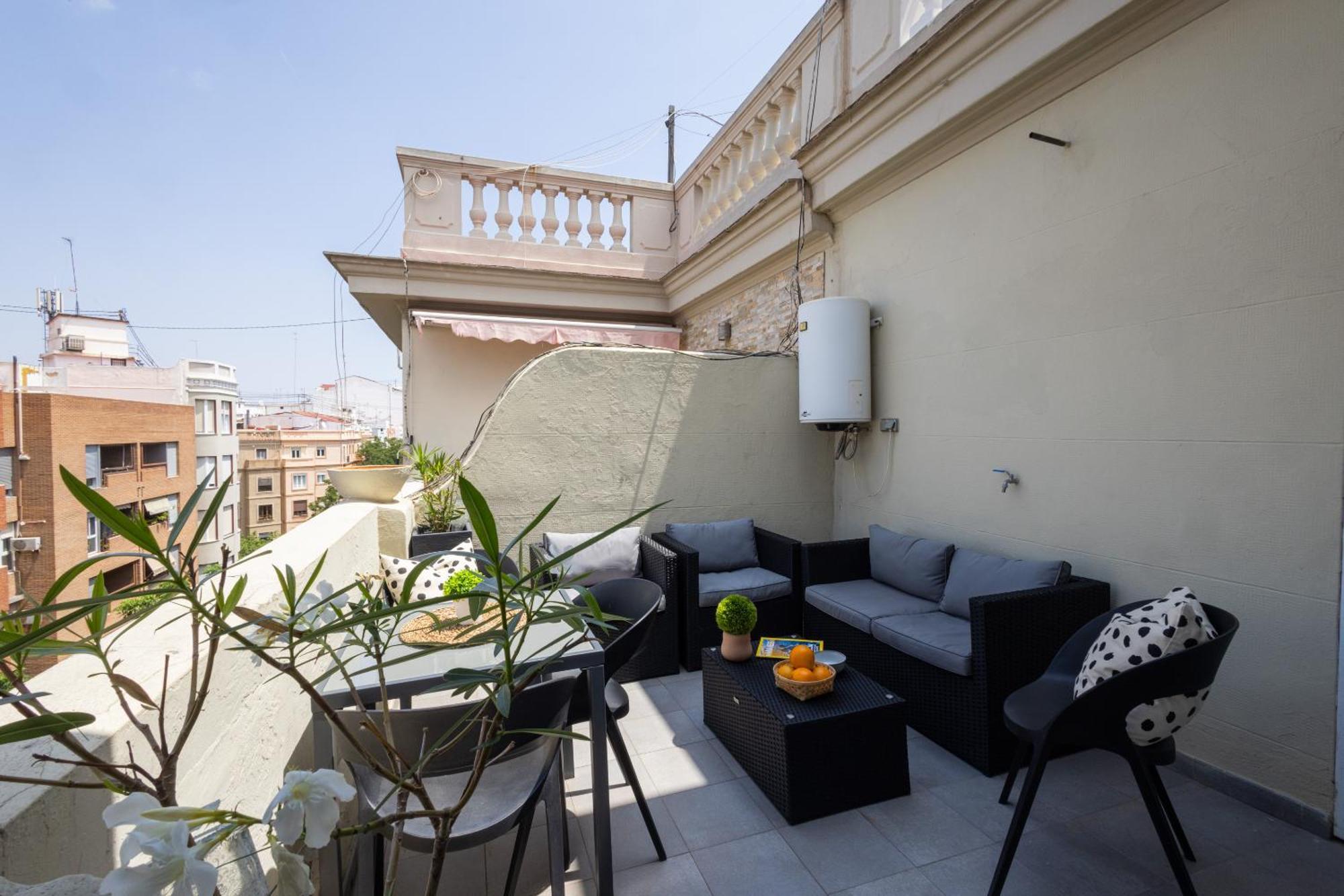 Florit Flats - Stylish 2 Bedroom Ac Wifi Terrace Attic In Valencia Center Exteriér fotografie