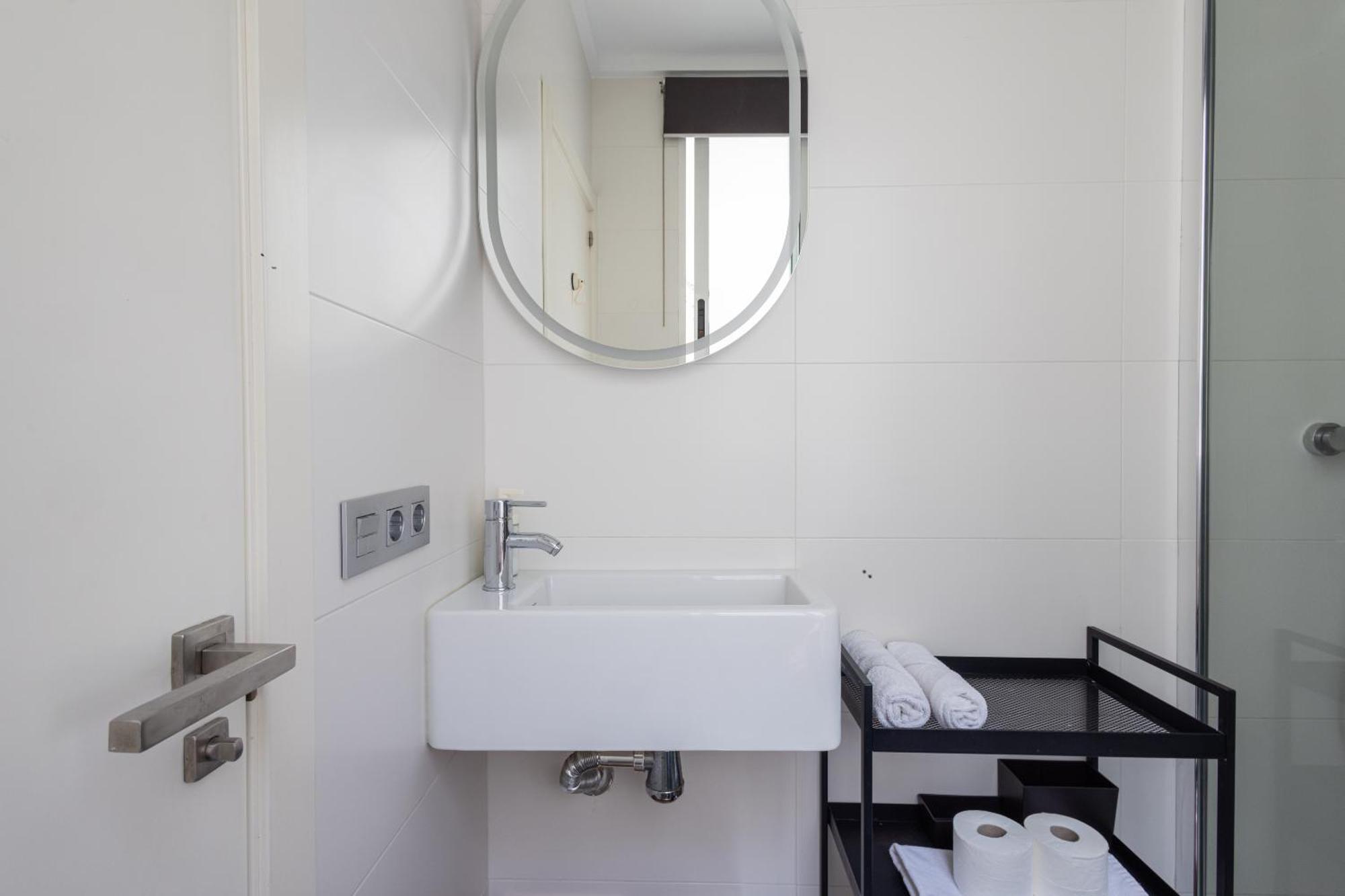 Florit Flats - Stylish 2 Bedroom Ac Wifi Terrace Attic In Valencia Center Exteriér fotografie